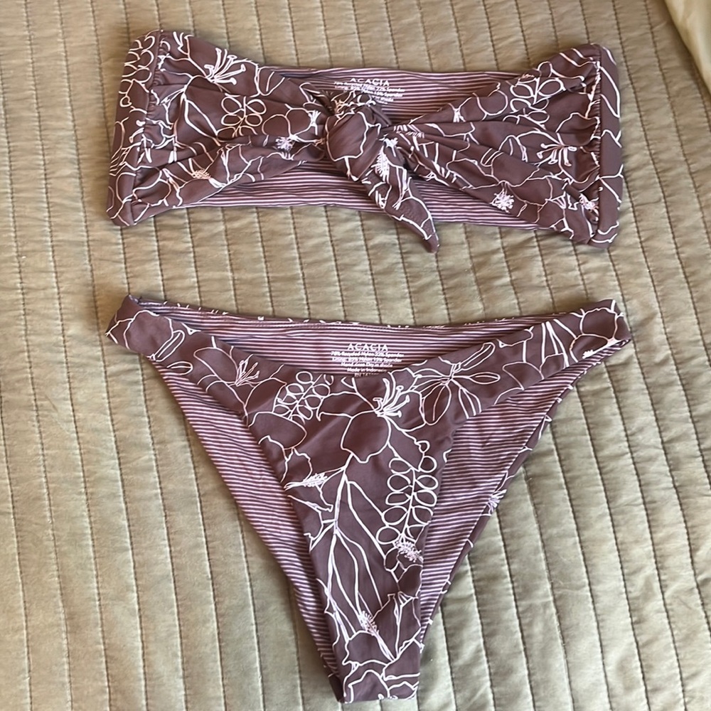 Acacia Zuma bottom in Kapa L $75